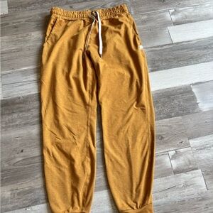 Vuori Amber Jogger Pants